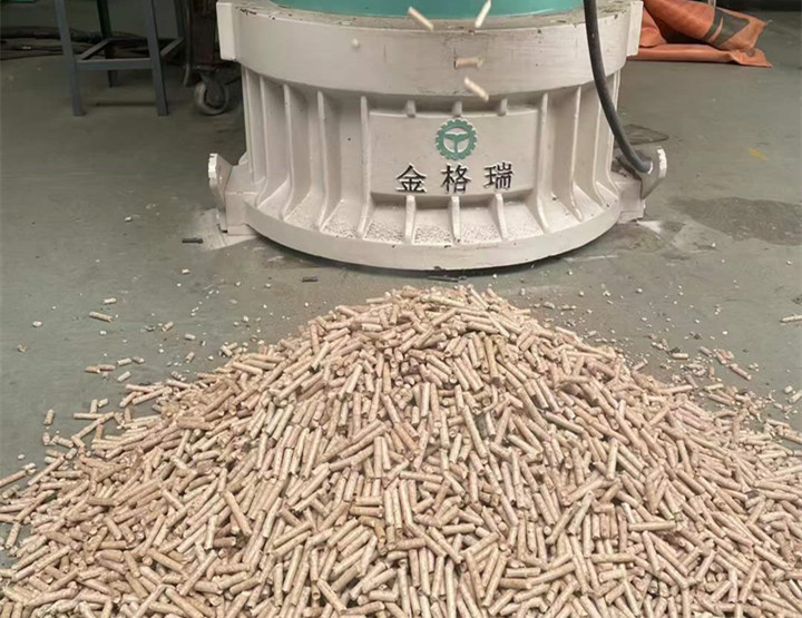 木屑顆粒機加工環保燃料顆粒，用綠色昭示未來